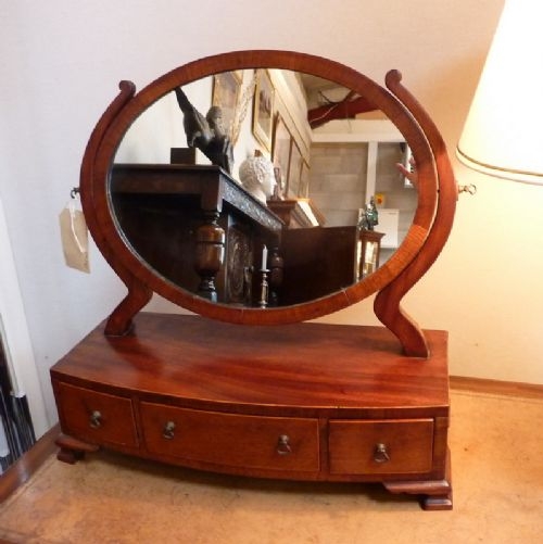Mahogany Bow Front Dressing Table Mirror with Three Drawers