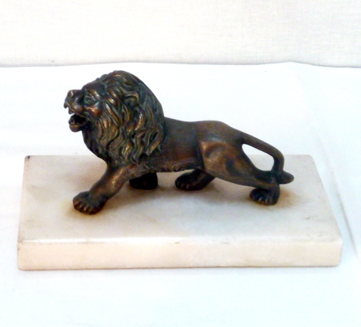 Classic Bronze Lion Sculpture on Marble Base