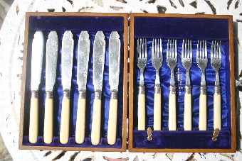 cased fish knives and forks set