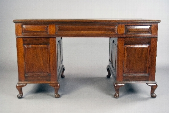 Antique Edwardian Mahogany Pedestal Desk