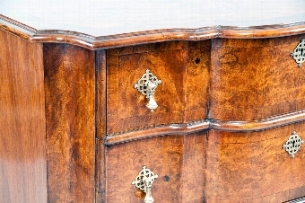 Antique Fine Walnut Shaped Front Chest Of Drawers