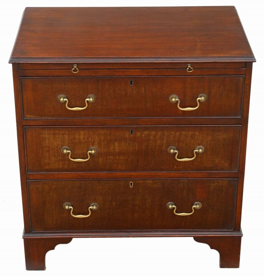 Antique small Georgian revival mahogany bachelor's chest of drawers C1910-20