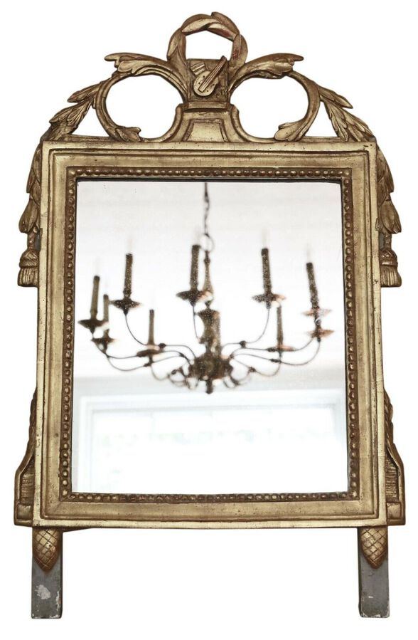 Antique quality early 19th Century gilt overmantle or wall mirror