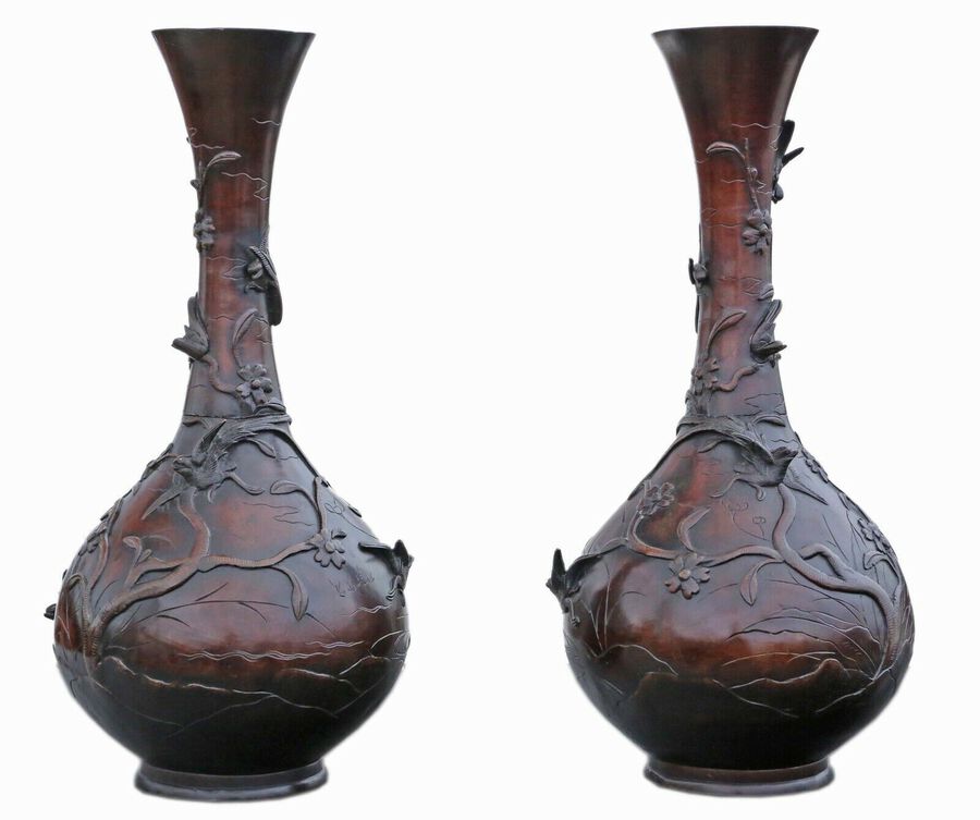 Antique very large pair of fine quality Japanese bronze vases 19th Century Meiji