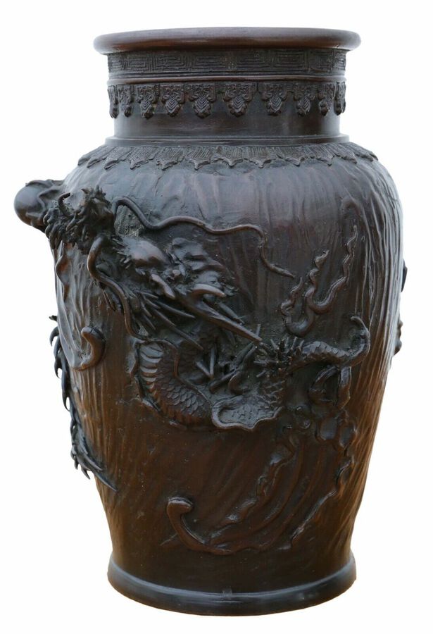Antique fine quality Japanese 19th Century bronze vase C1850