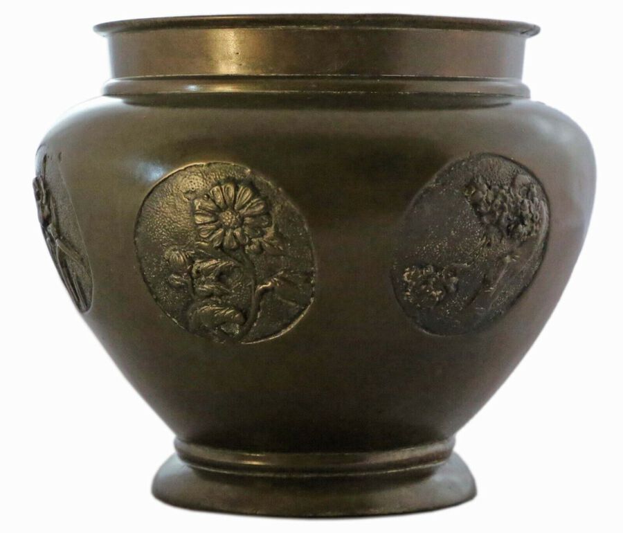Antique quality Oriental Japanese bronze Jardinière planter bowl censor Meiji