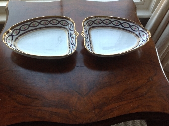 Antique PAIR OF HEART SHAPED WEDGWOOD PORCELAIN DISHES