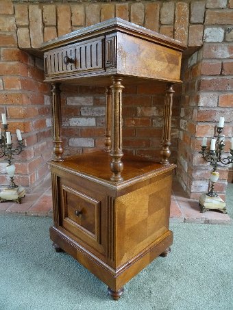 Antique QUALITY 19thc FRENCH EMPIRE WALNUT BEDSIDE CABINET POT CUPBOARD SIDE TABLE