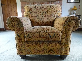 GORGEOUS 20thc ANTIQUE TRADITIONAL GOLDEN UPHOLSTERED TUB ARMCHAIR
