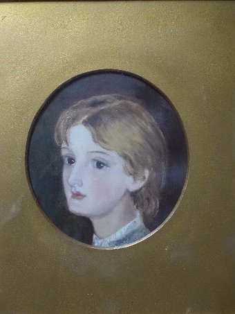 Antique SMALL ANTIQUE EDWARDIAN OIL ON CANVAS PORTRAIT PAINTING OF A PRETTY YOUNG GIRL