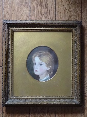 Antique SMALL ANTIQUE EDWARDIAN OIL ON CANVAS PORTRAIT PAINTING OF A PRETTY YOUNG GIRL