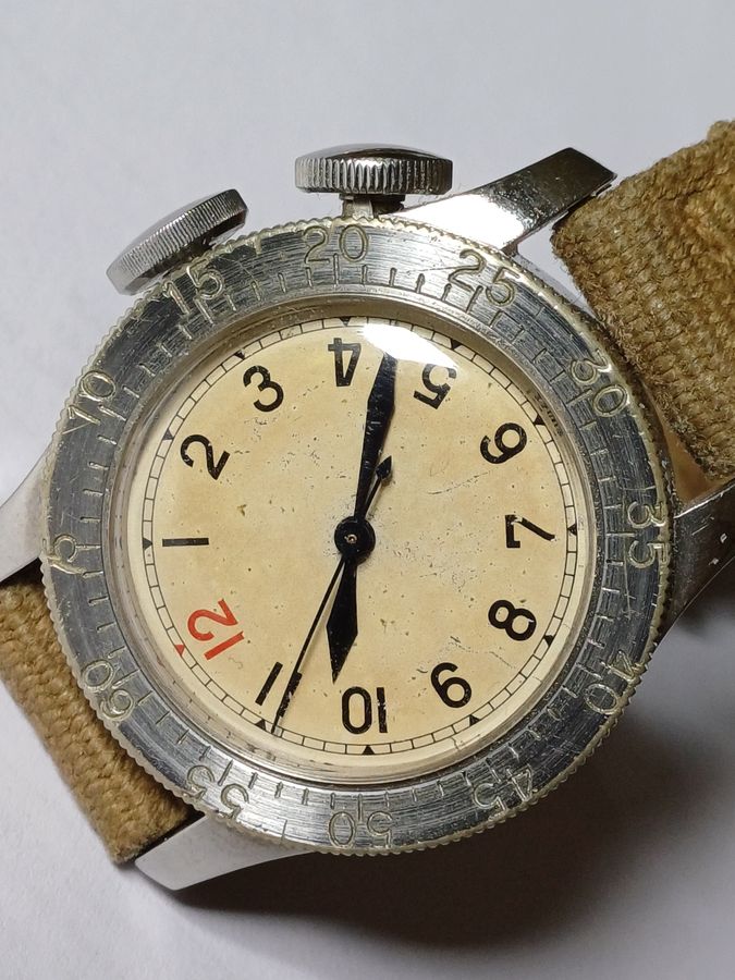 Antique Jaeger LeCoultre Weems Mk VIIA 6B/159, issue number 7314/40, dated early 1940