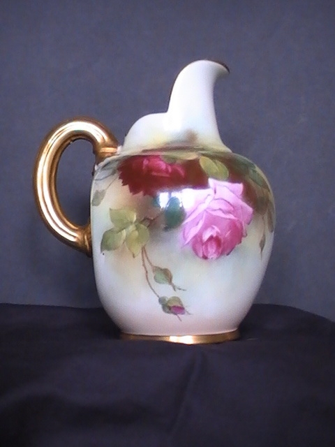 ROYAL WORCESTER JUG - signed Farley - date 1913