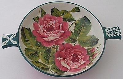 Fabulous Wemyss Ware Pottery Quaich Handled Bowl - Cabbage Roses Design