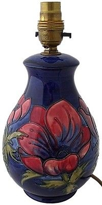 Wonderful Large Moorcroft Pottery Anemone Floral Lamp Base (Lampbase)