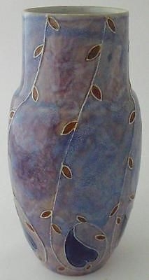 Attractive Royal Doulton Stoneware Vase With Leaves Design
