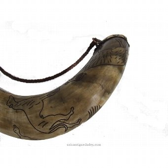 Antique With representation from animal Colodra