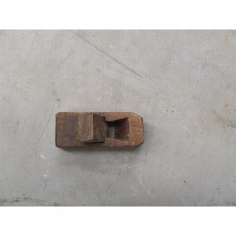 Antique Brush