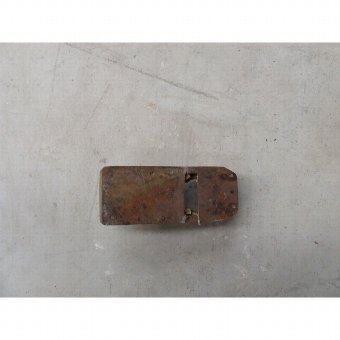 Antique Brush