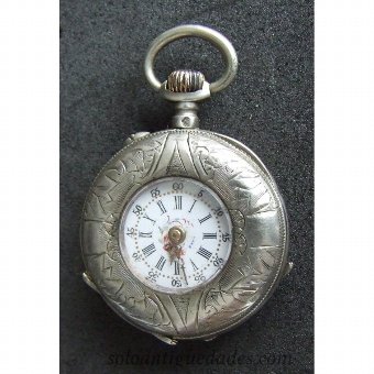 Average clock engraved silver Saboneta