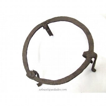 Antique Tr