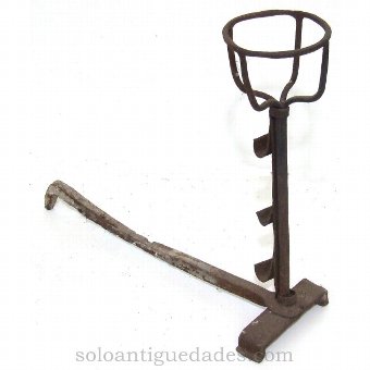 Andiron