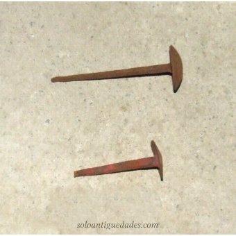 Antique Nail forging the late seventeenth century (164 units)