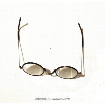 Antique Glasses with rigid case