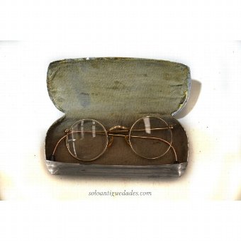 Antique Glasses with circular transparent crystals