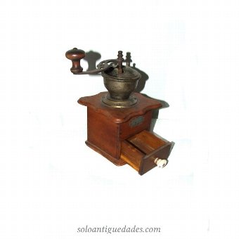 Antique Coffee grinder. Brand PD geschmiedet Werkcon