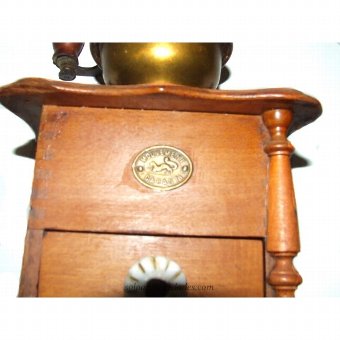 Antique Coffee grinder. Mouvement Garanti.