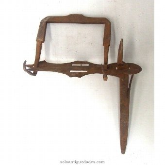 Antique Handle is assembled with a handle in the form of U