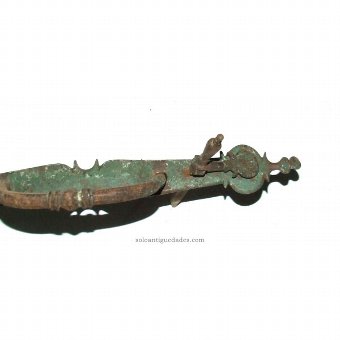 Antique Handle with plate elongated profile