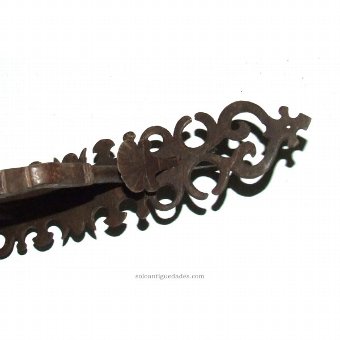 Antique Latch handle with scallop shell shaped