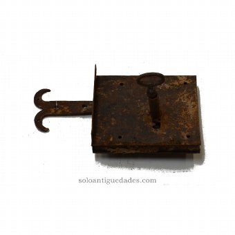 Antique Lock rectangular shaped nipple