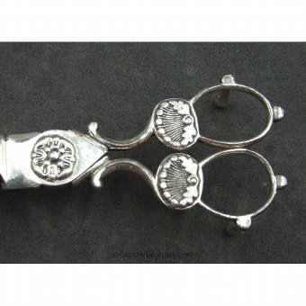 Antique Snuffer