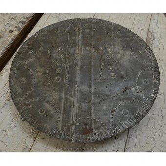 Antique Iron lid with initials "AR"