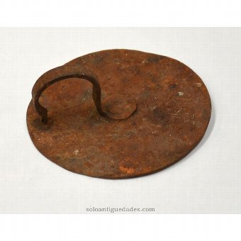 Antique Lid with handle semicircular