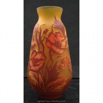 Antique Vase with floral decoration