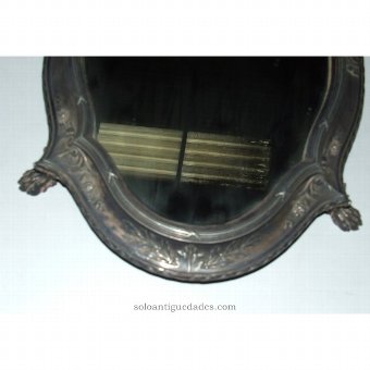 Antique Fruit Bowl decorated with laurel wreath