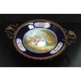 Antique Porcelain fruit bowl with gallant scene