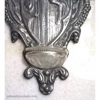 Antique Embossed metal plate Benditera