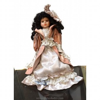 Antique Victorian Doll | ANTIQUES.CO.UK |