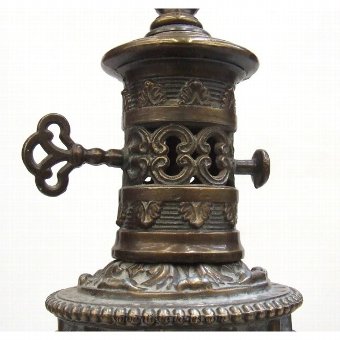 Antique Gilt bronze lamp
