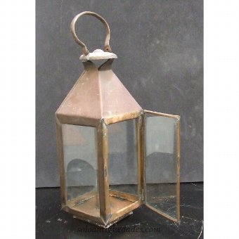 Antique Metal lantern lamp