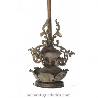 Antique Lamp with decorated ceramic ceiling