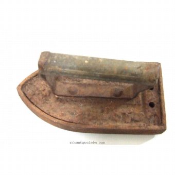 Iron plate with stand