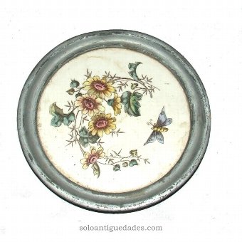 Antique Circular tray decorated with butterfly