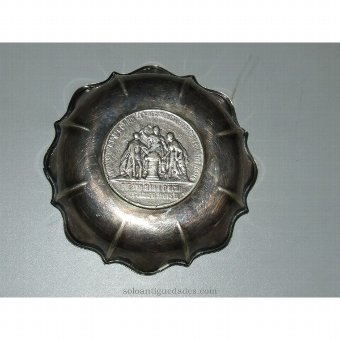 Antique Metal tray with medal