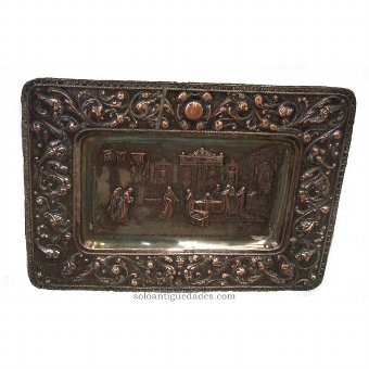 Antique Tray. Relief of Queen Isabel the Catholic